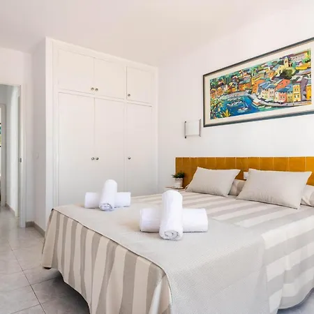 Rimar 6, 2 Bedroom Apartment, Cap D'artrutx Апартаменты *